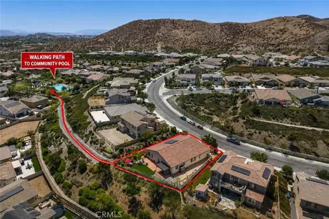 View/Area - 24764 Hidden Hills Dr, Menifee, CA 92584 photo 3 of 8