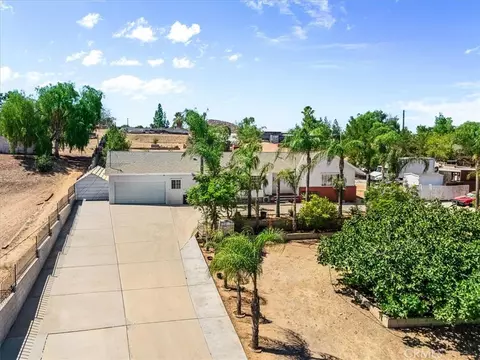View/Area - 9550 52nd St, Riverside, CA 92509 photo 1 of 7