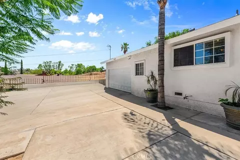 Exterior - 9550 52nd St, Riverside, CA 92509 photo 1 of 5
