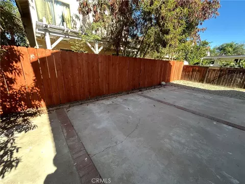 Exterior - 1476 Keepsake Ln, Perris, CA 92571 photo 4 of 9
