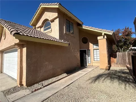 Exterior - 1476 Keepsake Ln, Perris, CA 92571 photo 2 of 9