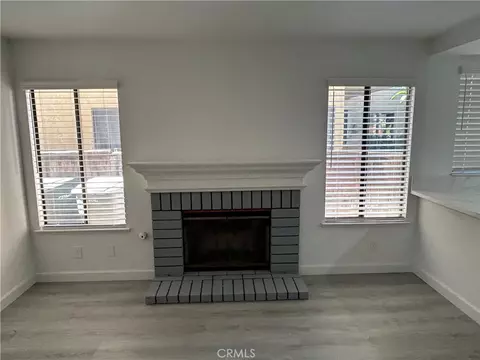 Living - 1476 Keepsake Ln, Perris, CA 92571 photo 3 of 5