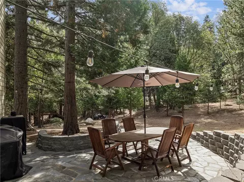Exterior - 330 Burnt Mill Rd, Lake Arrowhead, CA 92352 photo 11 of 12