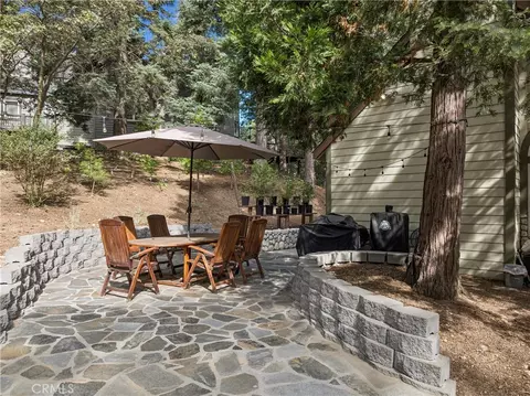 Exterior - 330 Burnt Mill Rd, Lake Arrowhead, CA 92352 photo 10 of 12