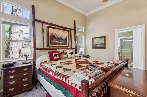 Bedroom - 330 Burnt Mill Rd, Lake Arrowhead, CA 92352 photo 2 of 7