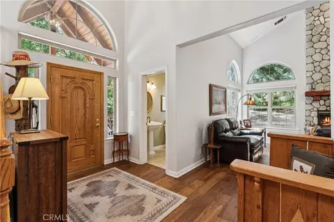 Entry Way - 330 Burnt Mill Rd, Lake Arrowhead, CA 92352 photo 1 of 7