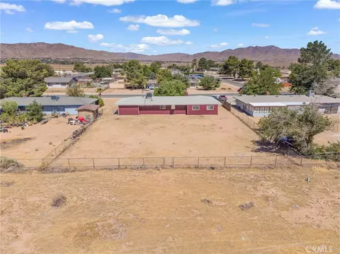 View/Area - 16050 Pawnee Rd, Apple Valley, CA 92307 photo 7 of 11