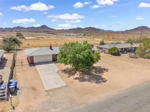 View/Area - 16050 Pawnee Rd, Apple Valley, CA 92307 photo 2 of 11