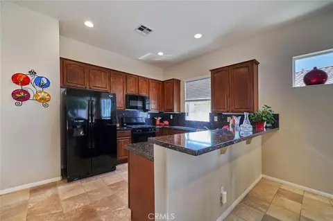 Kitchen - 1001 Blackhawk, Beaumont, CA 92223 photo 1 of 3