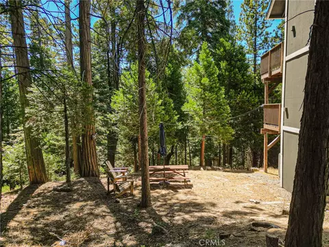 Exterior - 345 Summit Rd, Lake Arrowhead, CA 92352 photo 12 of 12