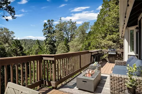 Exterior - 345 Summit Rd, Lake Arrowhead, CA 92352 photo 3 of 12