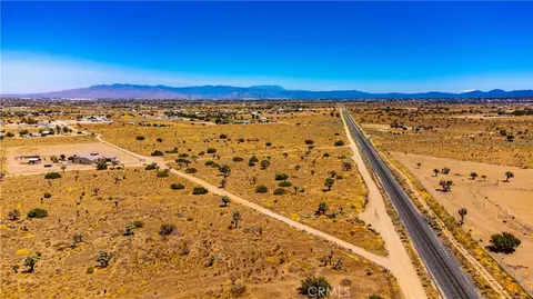 0 Vinton, Phelan, CA 92371 photo 4