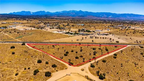 0 Vinton, Phelan, CA 92371 photo 2