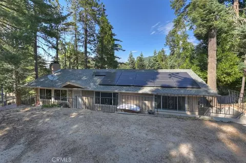 Other - 1050 Jungfrau, Crestline, CA 92325 photo 5 of 6