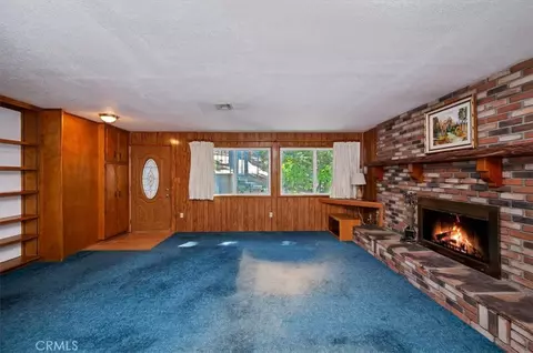 Living - 1050 Jungfrau, Crestline, CA 92325 photo 4 of 4
