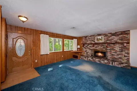 Living - 1050 Jungfrau, Crestline, CA 92325 photo 1 of 4