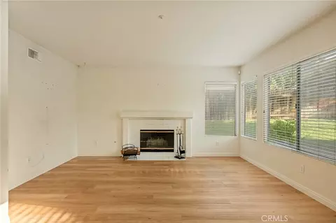 Living - 6765 Tiara, Highland, CA 92346 photo 4 of 7
