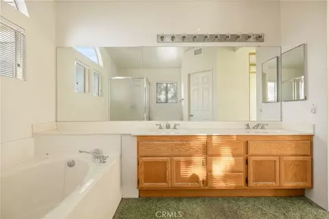 Bath - 6765 Tiara, Highland, CA 92346 photo 4 of 5
