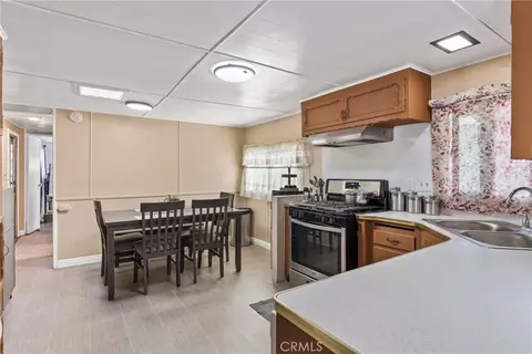 17455 Marygold Ave #9, Bloomington, CA 92316 photo 6