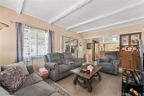 17455 Marygold Ave #9, Bloomington, CA 92316 photo 2
