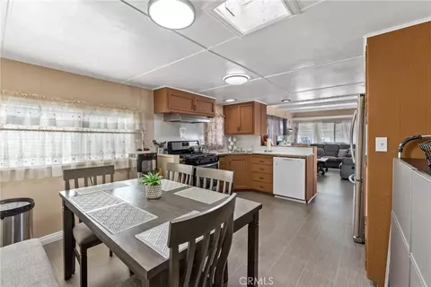 17455 Marygold Ave #9, Bloomington, CA 92316 photo 4