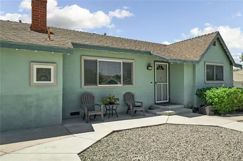 Exterior - 33475 Bodie St, Yucaipa, CA 92399 photo 1 of 6