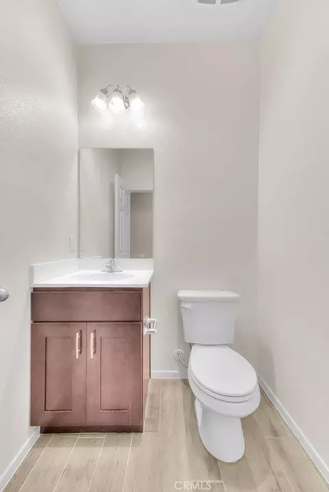 Bath - 1616 Constant Trl, San Jacinto, CA 92582 photo 1 of 4