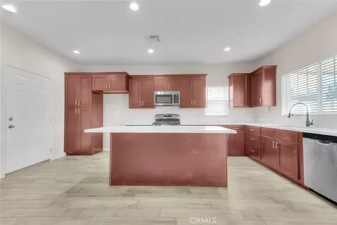 Kitchen - 1616 Constant Trl, San Jacinto, CA 92582 photo 1 of 5