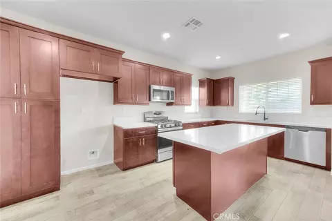 Kitchen - 1616 Constant Trl, San Jacinto, CA 92582 photo 5 of 5