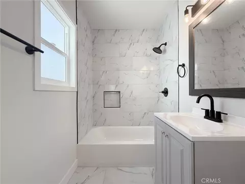 Bath - 1143 E 150th St, Compton, CA 90220 photo 2 of 3