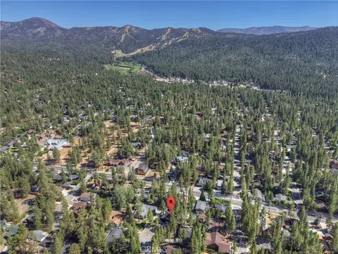 View/Area - 154 Lodgepole Pl, Big Bear Lake, CA 92315 photo 3 of 3