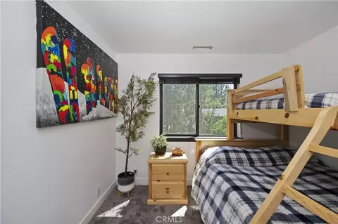 Bedroom - 154 Lodgepole Pl, Big Bear Lake, CA 92315 photo 8 of 10