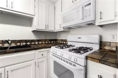 Kitchen - 1269 Edwards St #12, Redlands, CA 92374 photo 4 of 4