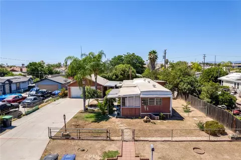 433 Diamond, Perris, CA 92571 photo 27