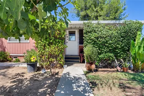433 Diamond, Perris, CA 92571 photo 17