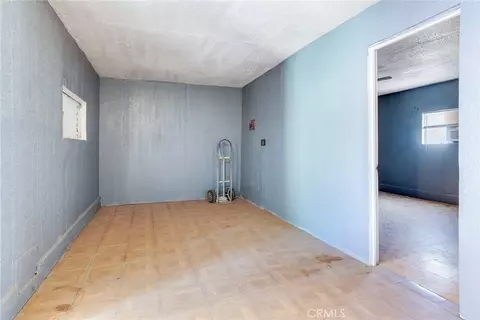 433 Diamond, Perris, CA 92571 photo 25