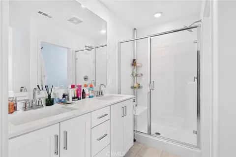 Bath - 2402 Cascalote Loop, San Diego, CA 92154 photo 2 of 2