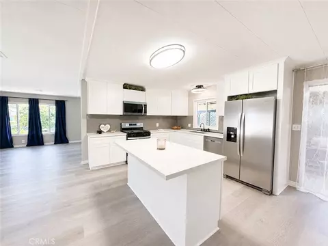 10115 Frontier, Cherry Valley, CA 92223 photo 4