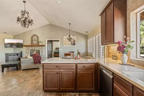 Kitchen - 30080 Pixie, Running Springs, CA 92382 photo 1 of 2
