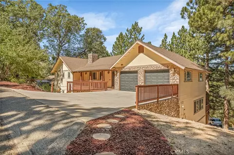 Exterior - 30080 Pixie, Running Springs, CA 92382 photo 4 of 20