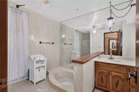 Bath - 35174 Ivy, Yucaipa, CA 92399 photo 4 of 5