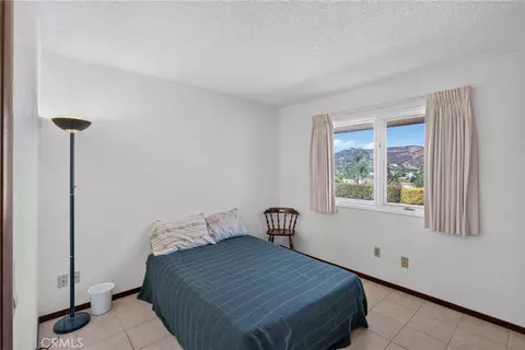 Bedroom - 35174 Ivy, Yucaipa, CA 92399 photo 4 of 7