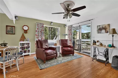 Living - 1127 Yukon, Lake Arrowhead, CA 92352 photo 5 of 6