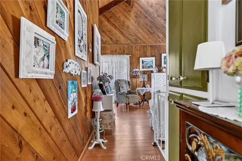 Entry Way - 1127 Yukon, Lake Arrowhead, CA 92352 photo 3 of 4