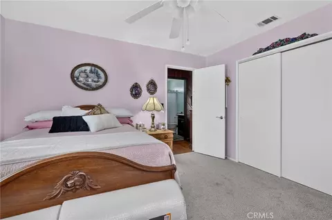 Bedroom - 1127 Yukon, Lake Arrowhead, CA 92352 photo 8 of 8