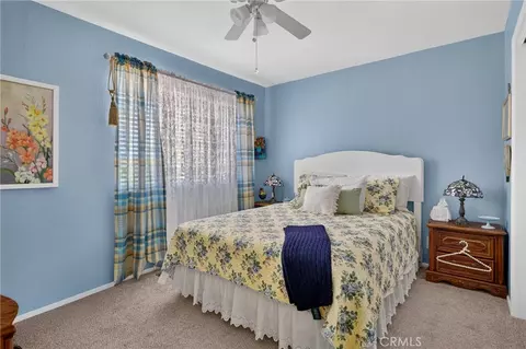 Bedroom - 1127 Yukon, Lake Arrowhead, CA 92352 photo 5 of 8