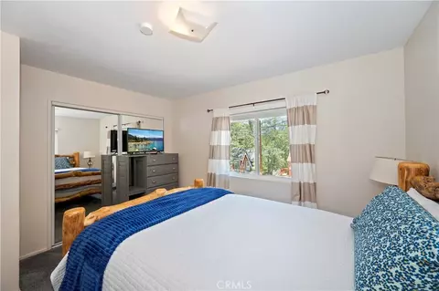 Bedroom - 1035 Butte Ave, Big Bear City, CA 92314 photo 4 of 10