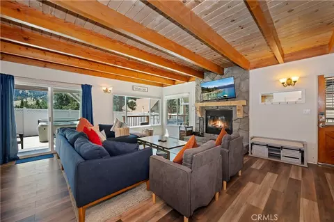 Living - 1035 Butte Ave, Big Bear City, CA 92314 photo 4 of 4