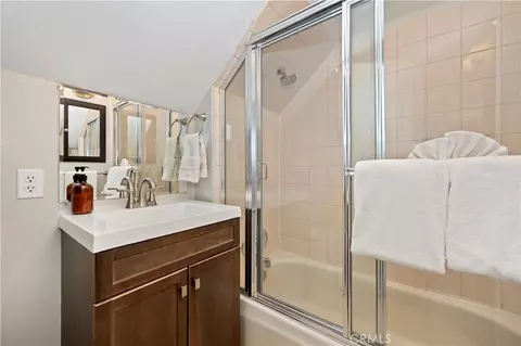 Bath - 1035 Butte Ave, Big Bear City, CA 92314 photo 2 of 2