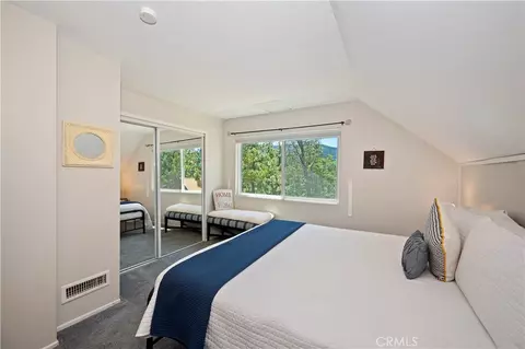 Bedroom - 1035 Butte Ave, Big Bear City, CA 92314 photo 2 of 10
